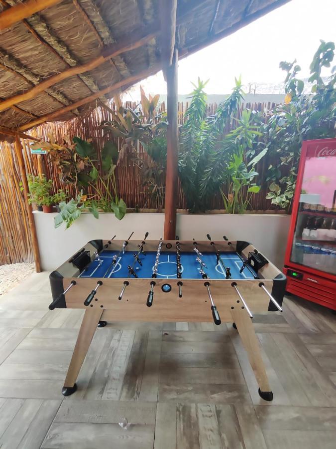 New Friends Hostel & Bar Adults Only 바야돌리드 외부 사진
