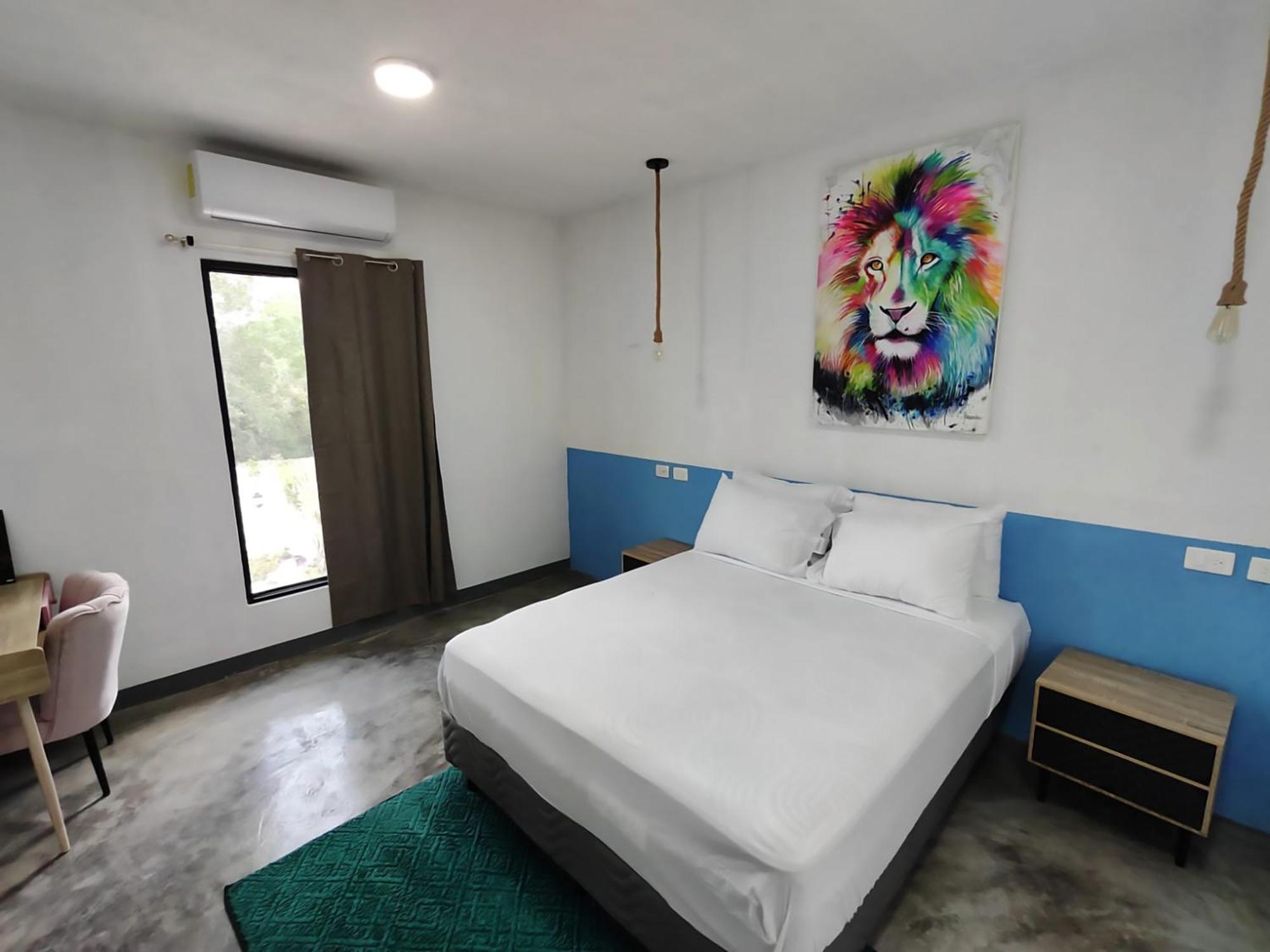 New Friends Hostel & Bar Adults Only 바야돌리드 외부 사진
